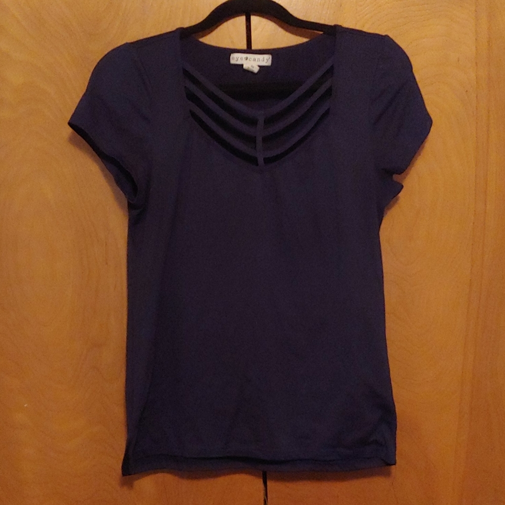 Tee shirt